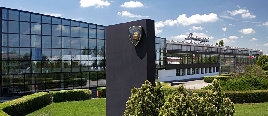 Jalan-jalan di Pabrik Lamborghini Aventador – National Geographic
